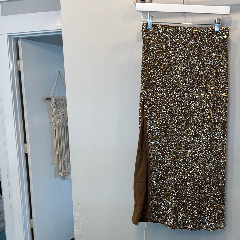 Jen's Pirate Booty || Sequin Embellished Brown Skirt || Small